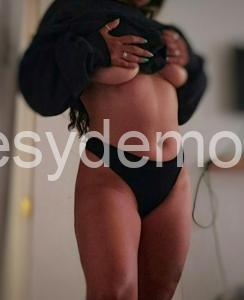 Videollamada escort acompañante dama de compañía sexo lencería disfraces, escorts scort putas prostitutas jovencita jovencitas chilena chilenas