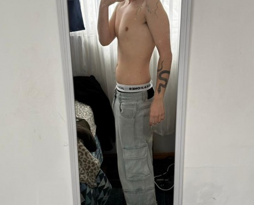 Matías @973 escort escort en angelesydemonios.cl